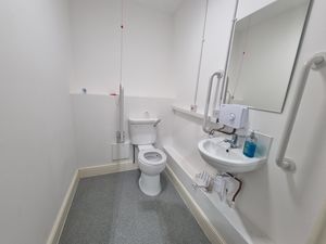 Photo 7- click for photo gallery